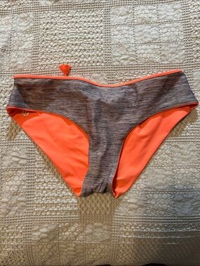 lululemon athletica Coral and Heather Gray Reversible Bikini Bottoms